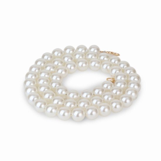 Crossbody and shoulder straps with pearl chain